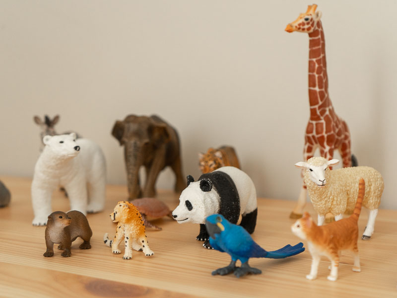 idée cadeaux bébé 1 an : figures d'animaux
