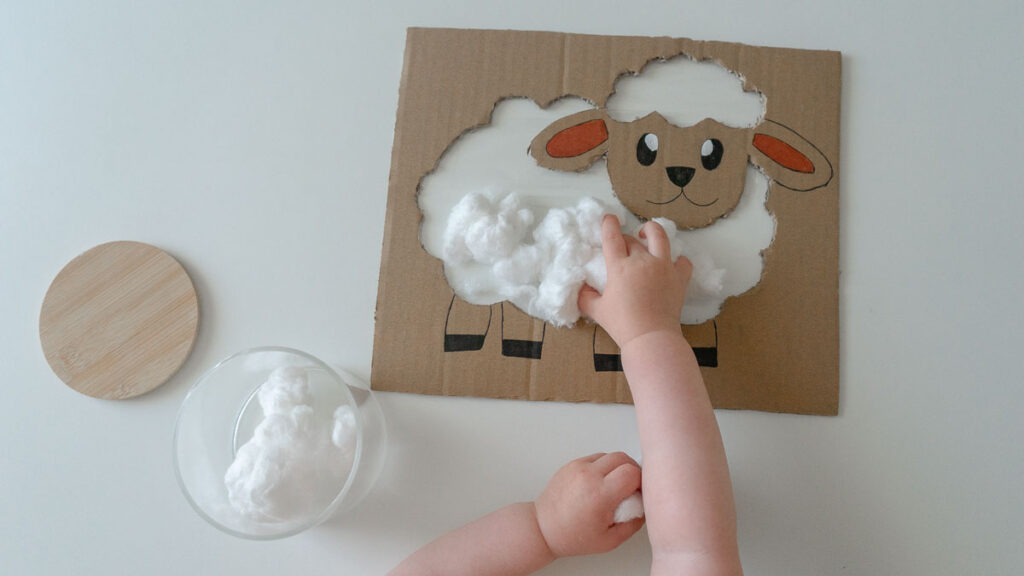 Mouton coton en cours de réalisation
