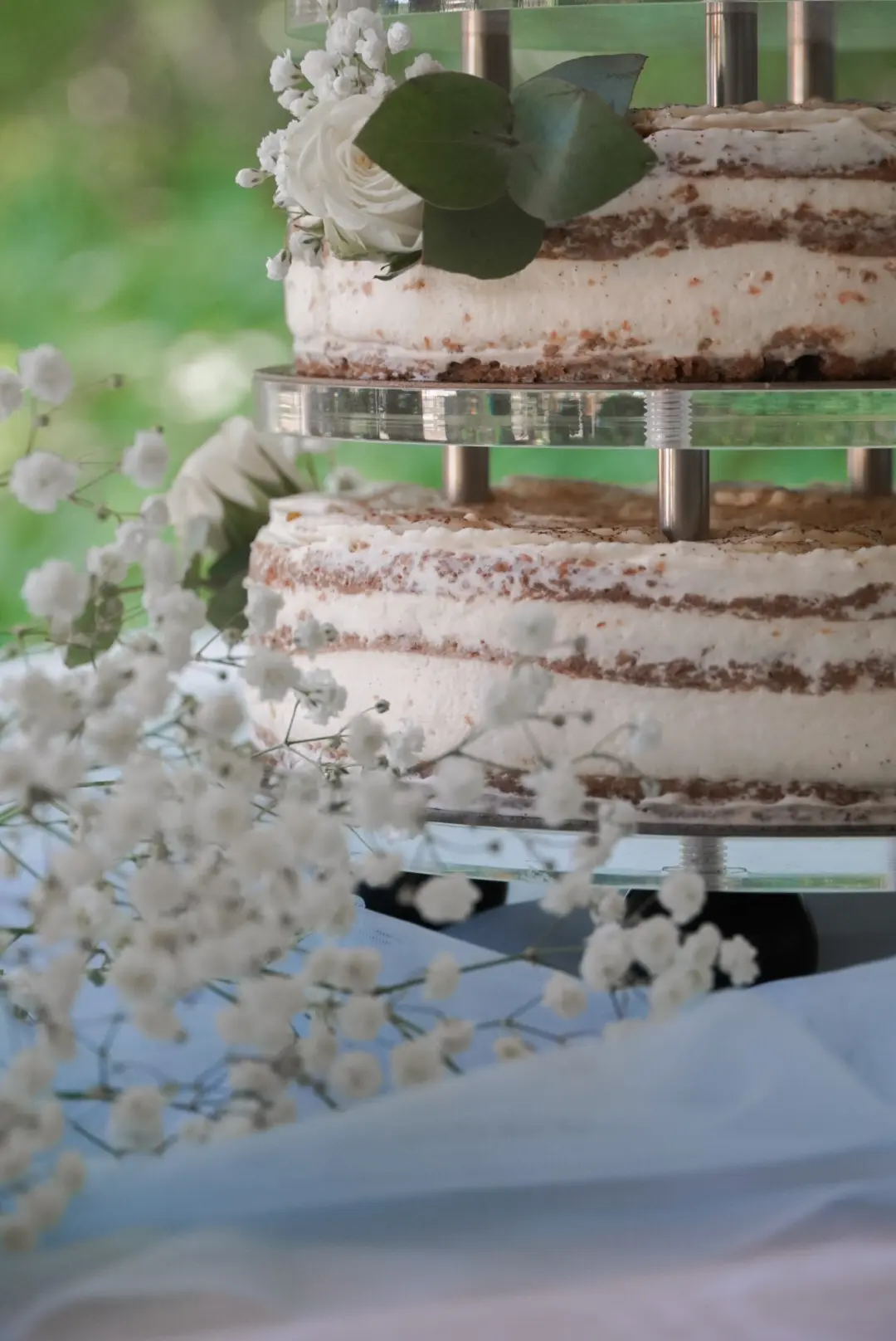 Nudecake mise en scène