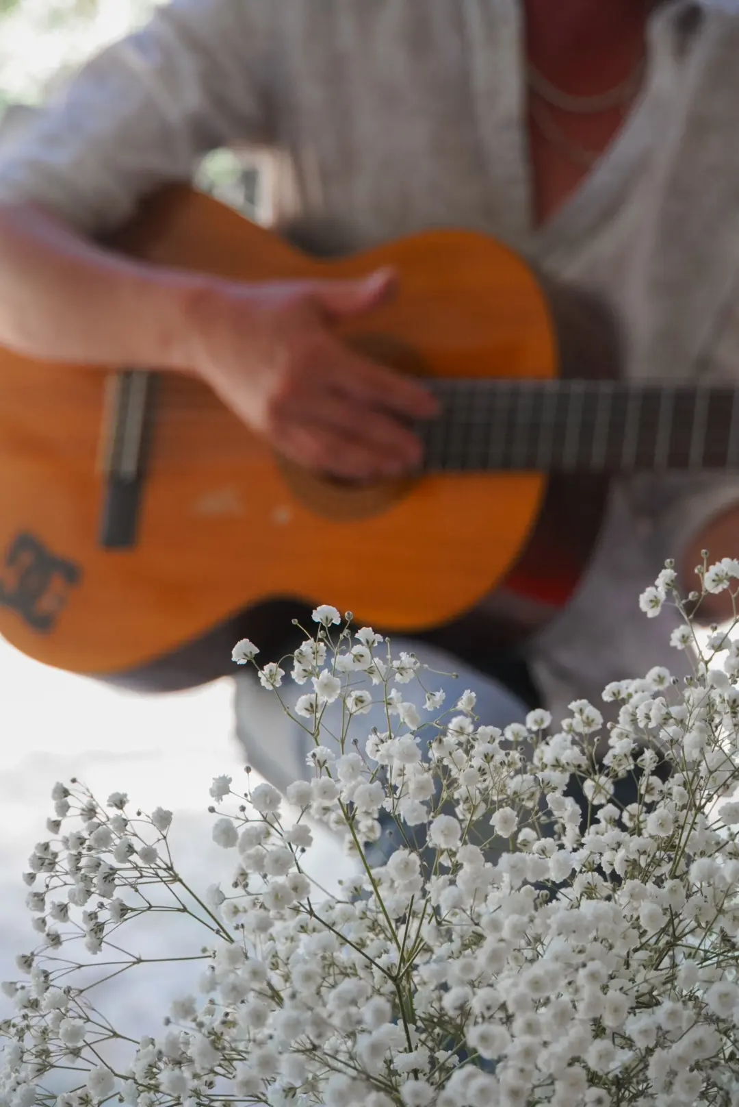 Focus sur un guitariste