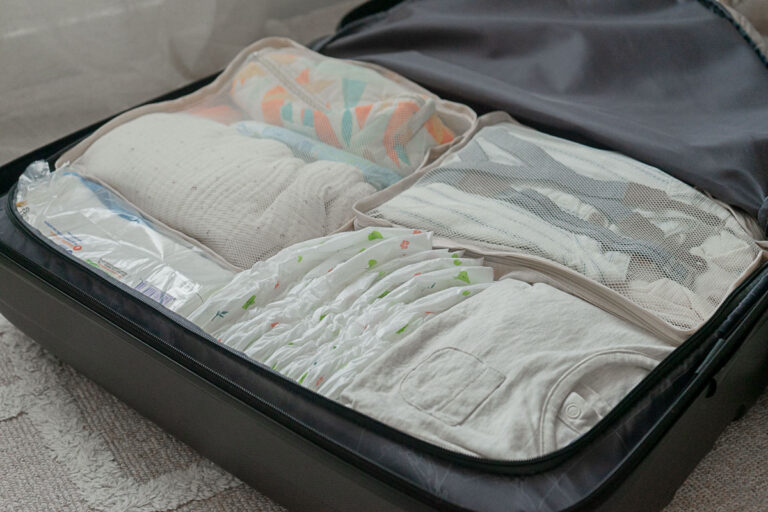 Valise pour un week-end avec bébé